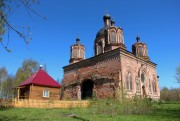 Салобеляк. Церковь Троицы Живоначальной