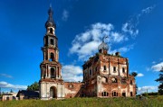 Кой. Церковь Троицы Живоначальной