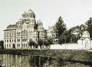 Санкт-Петербург.